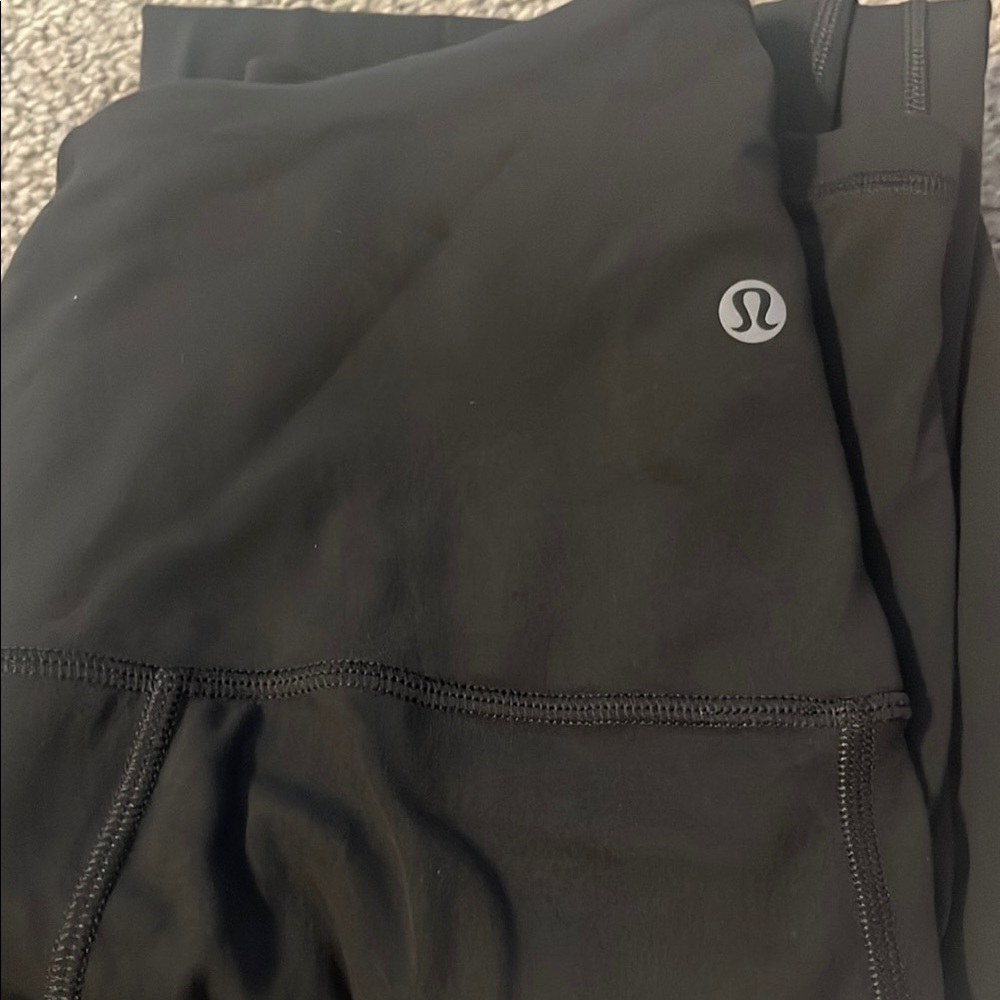 lululemon athletica Align Leggings w Pockets. Size 8 🩶🩶